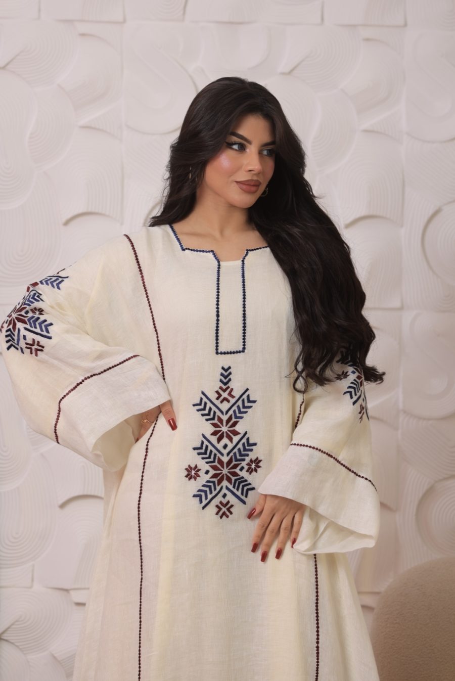 ⁦Geometric embroidered pattern⁩ - الصورة ⁦5⁩