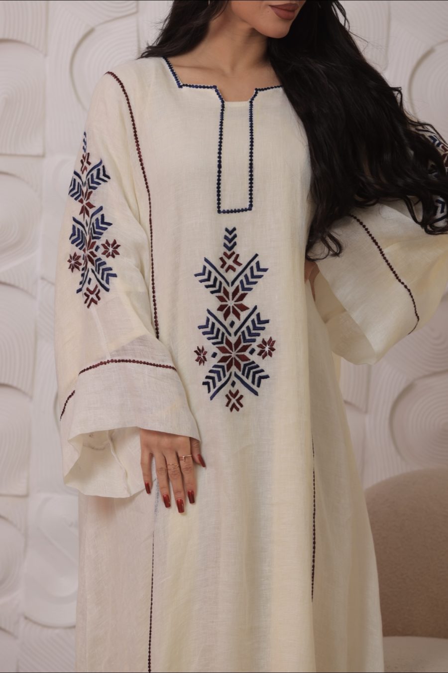 ⁦Geometric embroidered pattern⁩ - الصورة ⁦4⁩