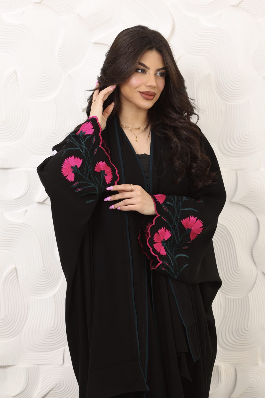⁦Curvy sleeves⁩ - الصورة ⁦3⁩
