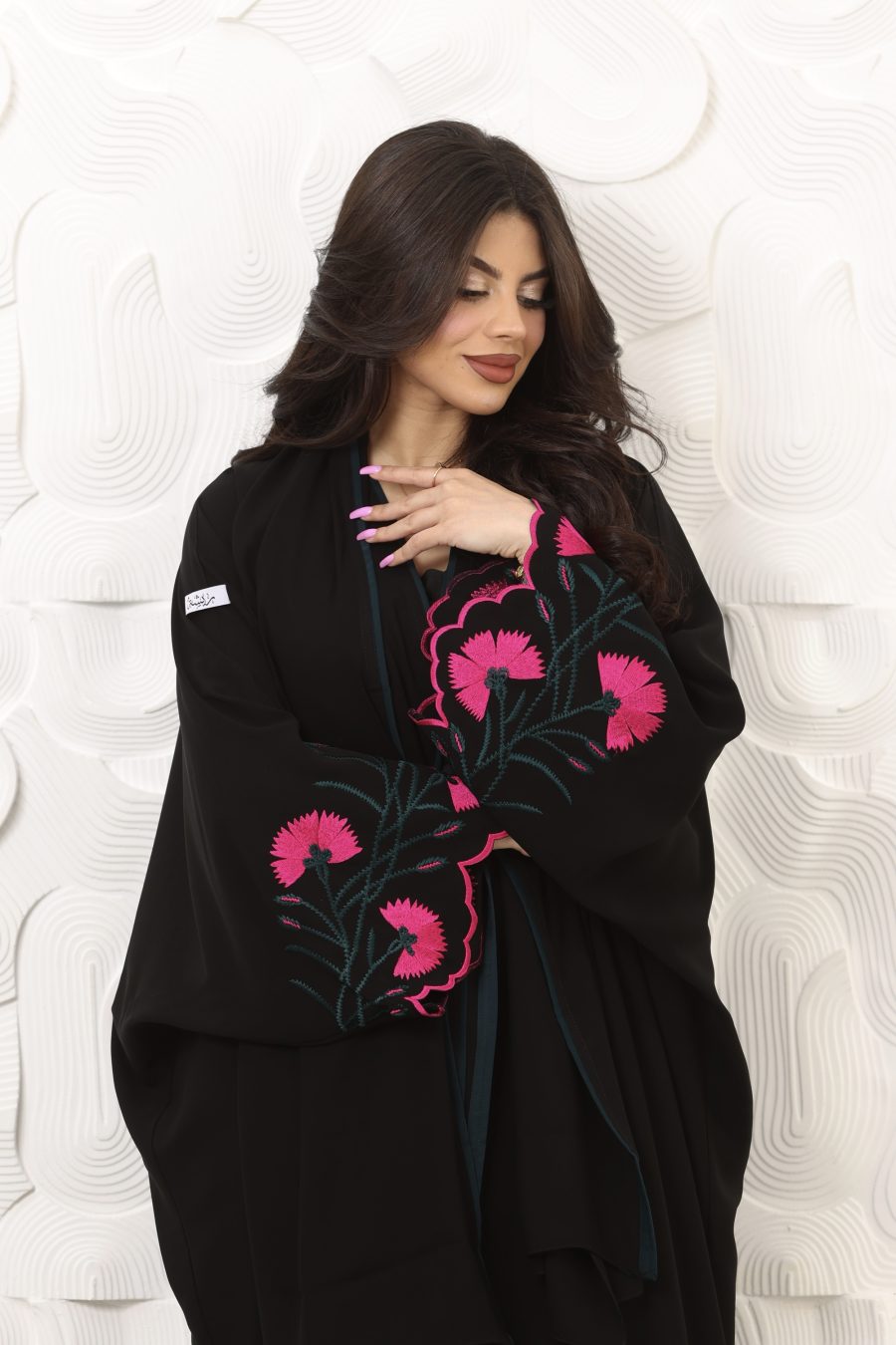 Curvy sleeves