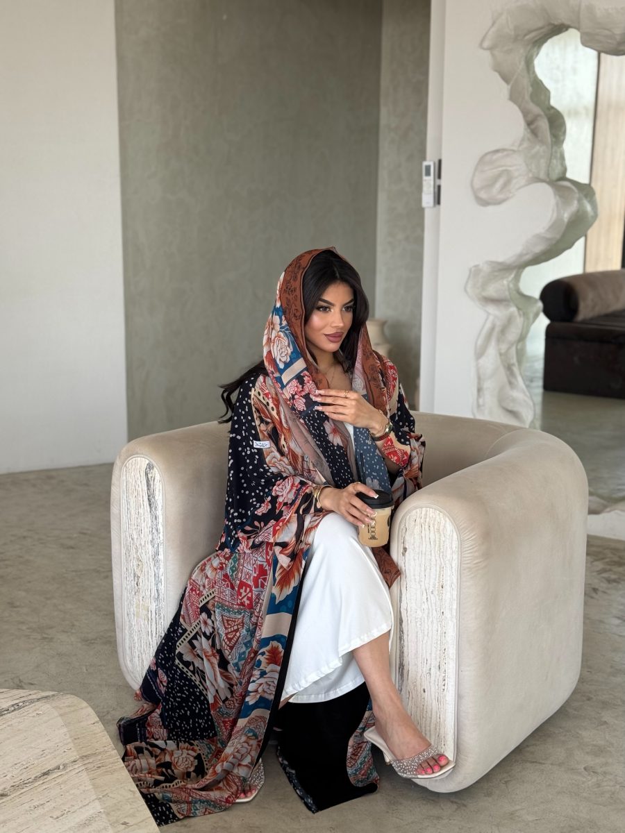 ⁦Camel Brown⁩ - الصورة ⁦2⁩