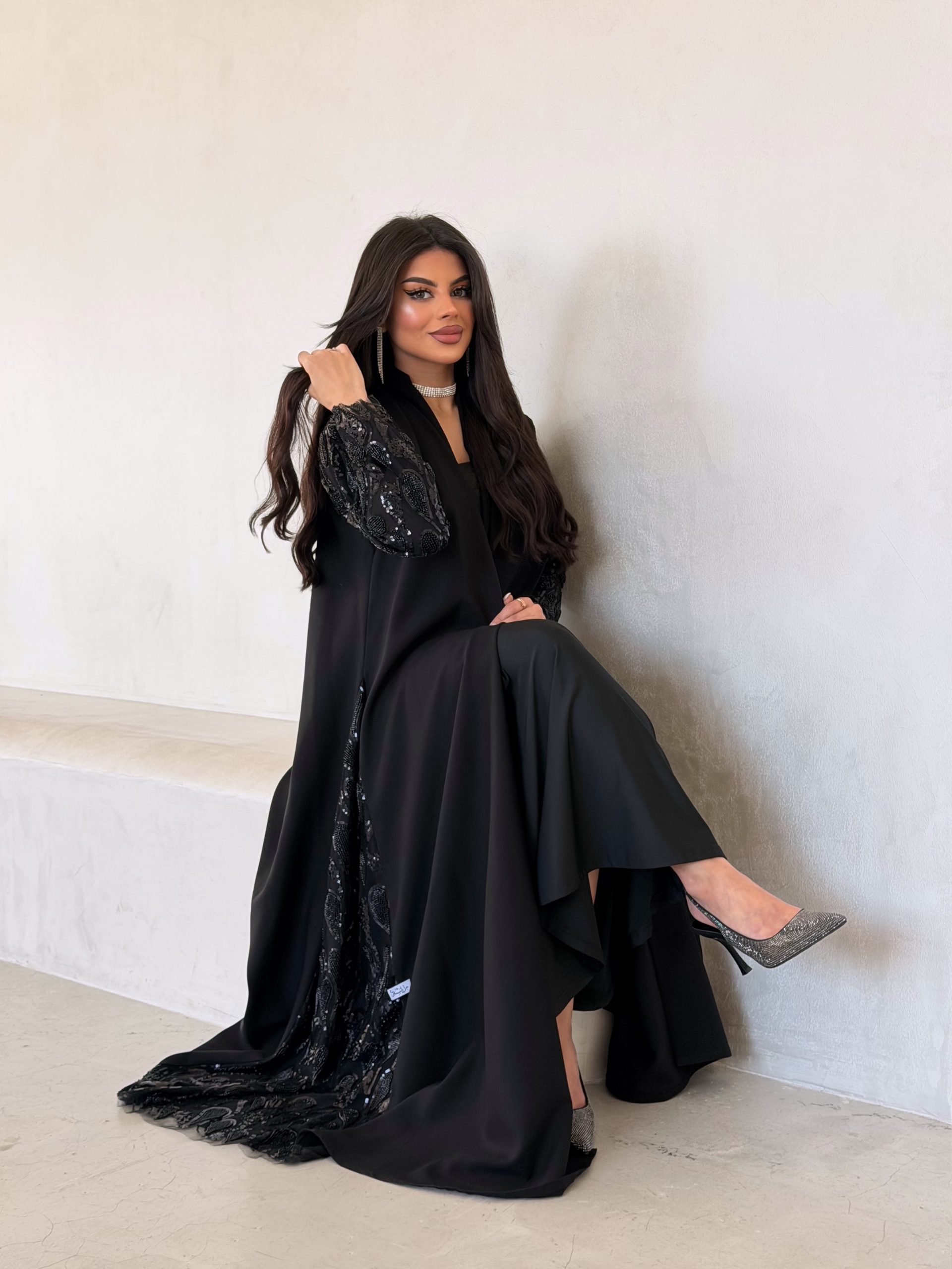 Sparkling Sleeves - الصورة 4